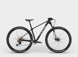 Canyon Exceed Young Hero – das XC Hardtail ist für Jugendliche bis zu 167 cm Körpergröße gemacht. Canyon Exceed Young Hero – das XC Hardtail ist für Jugendliche bis zu 167 cm Körpergröße gemacht.