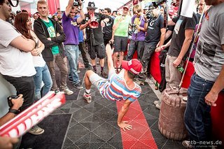 ...besonders dieser interessante Reiter-Move hatte es der 4X-Weltmeisterin angetan.
