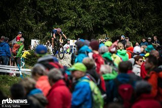 Schon beim U23-Rennen strömten tausende Zuschauer an die Strecke. Die WM war bisher ein voller Erfolg!