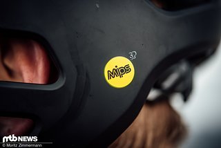 Das wohl wichtigste Sicherheitsfeature des Giro Tyrant ist der kleine SP-Zusatz neben dem bekannten MIPS-Logo Das wohl wichtigste Sicherheitsfeature des Giro Tyrant ist der kleine SP-Zusatz neben dem bekannten MIPS-Logo