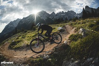 Die Trails in Italien haben die Pirelli Enduro-Reifen vor keine allzu großen Herausforderungen gestellt Die Trails in Italien haben die Pirelli Enduro-Reifen vor keine allzu großen Herausforderungen gestellt
