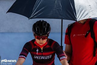 Sina Frei bereitet sich im Schatten auf den ersten Weltcup des Jahres vor