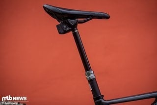 Die RockShox Reverb AXS punktet durch ihre tadellose Funktion und die hohe Arbeitsgeschwindigkeit.