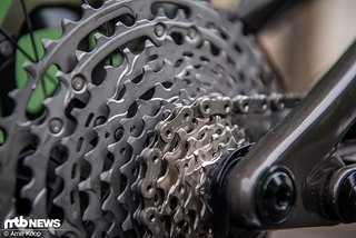 Shimano setzt nach wie vor auf die Hyperglide+ Kassetten und Ketten