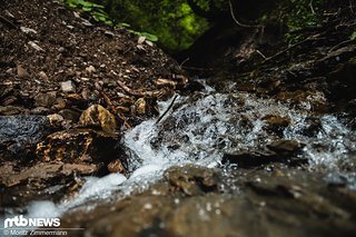 Trotz ergiebiger Wassermassen ist Les Gets zum Glück von reißenden Sturzbächen, die es in anderen Ortschaften in den letzten Tagen und Wochen gab, verschont geblieben.