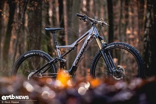 Light-E-MTBs schlagen die Brücke zwischen regulärem und motorisiertem Mountainbike