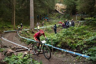 Erstmals wurden auf der neu angelegten Trailstrecke in Freudenstadt Cross-Countr-Rennen ausgetragen. Der rutschige Untergrund sorgte für einige größere fahrtechnische Herausforderungen