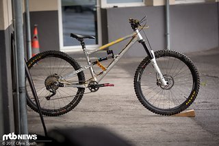 Vorher: Viele Fragezeichen – unbekannte Trails, unbekannter Dämpfer, dafür ein Rad auf das Verlass ist. Vorher: Viele Fragezeichen – unbekannte Trails, unbekannter Dämpfer, dafür ein Rad auf das Verlass ist.
