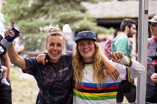 Die Pivot-Juniorin Jenna Hastings hat mit Emilie Siegenthaler eine sehr erfahrene Mentorin an ihrer Seite