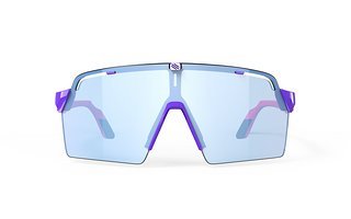 Der Brille wurden neue Nasenpads und ergonomisch geformte Bügel mit rutschfesten Ultra-Grip-Enden verpasst. Der Brille wurden neue Nasenpads und ergonomisch geformte Bügel mit rutschfesten Ultra-Grip-Enden verpasst.