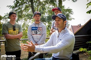 Tarek Rasouli hat maßgeblich an der Planung des District Ride mitgewirkt und führt kurz in den Ablauf des Events ein