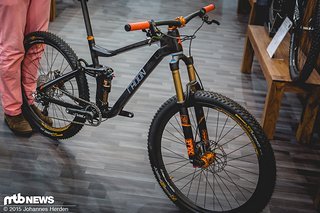 das komplette Radon Slide 140 Carbon