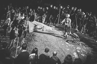 Simon Waldburger wurde im Halbfinale von Giovanni Pozzoni ins Netz geschickt und musste sich mit dem Sieg im kleinen Finale begnügen