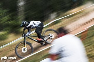 Die Zieleinkunft auf einem alten Skisprung-Schanzenauslauf ist durchaus spektakulär.