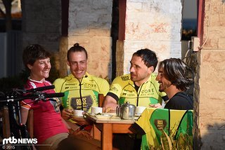Gemeinsam einen Trainingstag ausklingen lassen oder zusammen etwas unternehmen