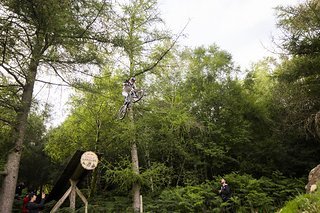 Tahnée Seagrave sammelt Flugmeilen.