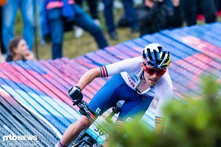 Schurter wird sich jedoch insbesondere mit dem Briten Tom Pidcock auseinandersetzen müssen, der bei den Europameisterschaften in München in beeindruckender Manier zum Titel fuhr.
