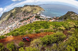 Hole in one – Stage 1 startete beim Golfplatz und endet über Machico