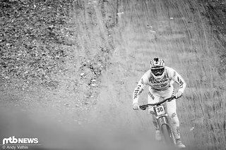 Jack Moir … bitte kehre wieder komplett in den Downhill World Cup zurück!