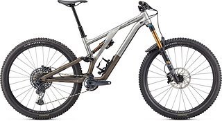 Nachdem sich das Carbon Stumpjumper Evo bereits großer Beliebtheit erfreuen konnte Nachdem sich das Carbon Stumpjumper Evo bereits großer Beliebtheit erfreuen konnte