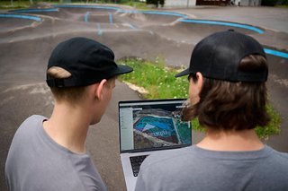 Das Feedback der Profis soll direkt in die Planung der Pumptracks mit einfließen. Das Feedback der Profis soll direkt in die Planung der Pumptracks mit einfließen.