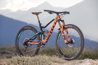 Das neue Scott Genius – hier in der Tuned 900 Version