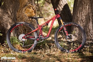 Besonderen Wert legt man bei Pivot auch auf die Nutzbarkeit der Bikes für kleine Menschen Besonderen Wert legt man bei Pivot auch auf die Nutzbarkeit der Bikes für kleine Menschen