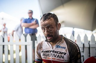 Jose Hermida sieht ganz schön fertig aus...