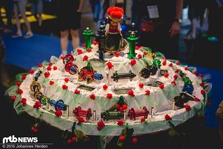 Bei der Torte würde kein Mountainbiker nein sagen. Oder was meint ihr dazu?