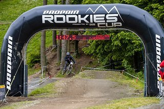 Die Youngsters gingen beim Propain Rookies Cup an den Start und gaben ordentlich Gas. Die Youngsters gingen beim Propain Rookies Cup an den Start und gaben ordentlich Gas.
