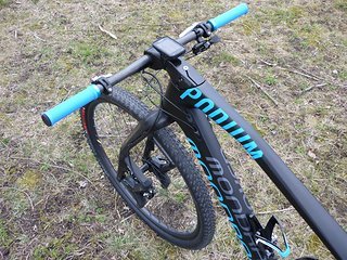 Die Lauf TR29 Gabel bietet 60 mm „Federweg“ dank Blattfedern