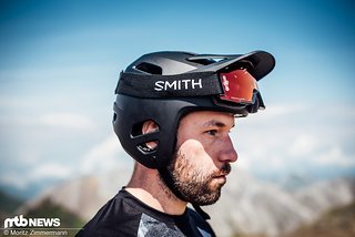 Aus unserer Sicht ist der Giro Tyrant als Open Face-Helm für das Tragen einer Goggle prädestiniert Aus unserer Sicht ist der Giro Tyrant als Open Face-Helm für das Tragen einer Goggle prädestiniert