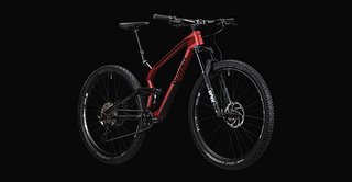 Der markanteste Unterschied zum 2019er-Bike ist sicherlich der neu entwickelte Frontrahmen aus Carbon Der markanteste Unterschied zum 2019er-Bike ist sicherlich der neu entwickelte Frontrahmen aus Carbon