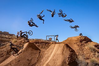 Hier nochmal der Backflip Tailwhip von Brandon Semenuk im Zeitraffer.
