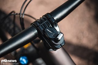 Details wie das ins Steuerrohr integrierte Multitool sind einfach cool und praktisch. Details wie das ins Steuerrohr integrierte Multitool sind einfach cool und praktisch.