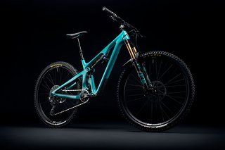 Die Lunch Ride-Edition des Yeti SB130 verfügt neben anderen Komponenten auch über mehr Federweg vorne und hinten.