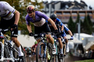 Luca Schwarzbauer investierte viel Energie im Short Track in Mont-Sainte-Anne und versuchte das Feld mit einem enorm hohen Tempo zu zersplittern.