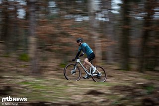 Daumen hoch für eine passende Positionierung auf dem Rad! Daumen hoch für eine passende Positionierung auf dem Rad!