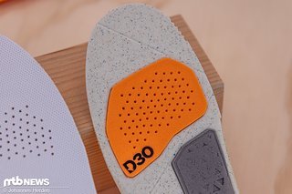 Die D30 Performance Insoles sollen Vibrationen dämpfen.