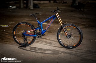 Das neue Propain Rage Carbon Das neue Propain Rage Carbon
