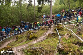 Mathias Flückiger nimmt die direkte Linie und macht vor, wie es geht.