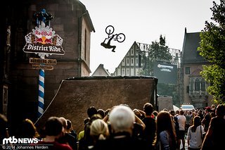 Backflip Tailwhip im Amarok-District beim District Ride 2014