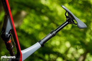 Als einziges Bike in unserem Vergleichstest befindet sich am Canyon Lux eine Dropper Post Als einziges Bike in unserem Vergleichstest befindet sich am Canyon Lux eine Dropper Post