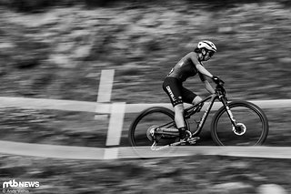 Kaum zu glauben: Martina Berta verlor in der Team-Staffel auf einer Runde fast zwanzig Sekunden auf Lecomte, vier Tage später fuhr sie jedoch zur Bronzemedaille in der Cross-Country-Disziplin in der Eliteklasse der Damen.