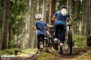 Frauen-Trail-Klamotten-Lifestyle-9788