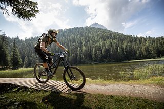 Beim 3Länder Enduro Race wechseln sich landschaftliche und fahrtechnische Highlights ständig ab