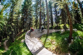 Im Foppetta Trail warten normal schön gebaute Anlieger Im Foppetta Trail warten normal schön gebaute Anlieger