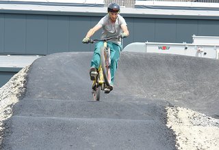 Claudio ist nicht nur auf dem Downhill-Bike nach wie vor verdammt schnell unterwegs.