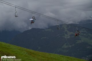 Wer will während der Liftfahrt schon nass werden?
