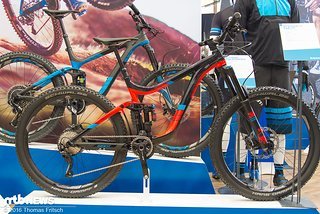 Let it reign: Das bekannte Freeride-Modell in knalligen Farben für 2017